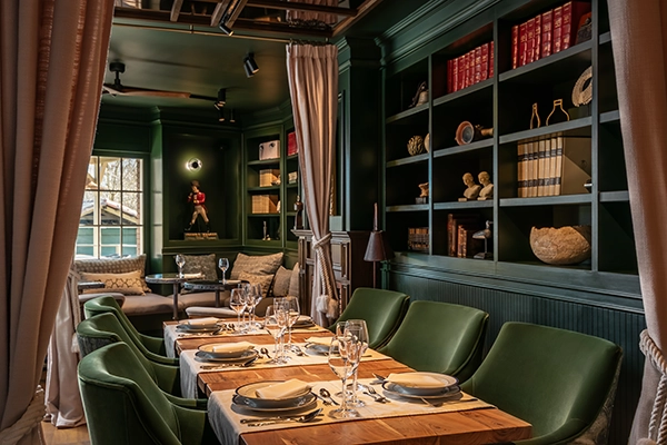 The Horse Club Library Restaurant